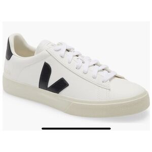Veja Campo Sneaker (Women)